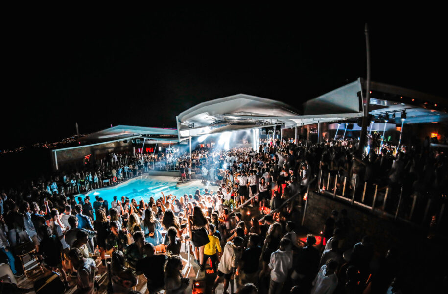 Clubbing